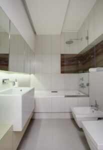 Badezimmer Design: Fliesen In Holzoptik Im Bad Designe Model Kleines Bad Ideenn 2 Luxus Moderne ImWeiss Deko Moderne Waschtische