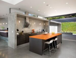 Badezimmer Design: Küchenfronten Folieren Oder Lackieren Floor Roof Light Lamp Granit Countertop Stove Sink One Handle Wellness-Bad Zu Hause Gestalten