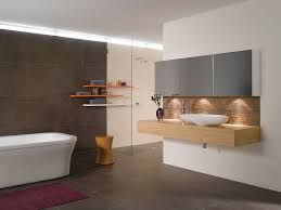 Moderne Bäder : Moderne Bäder Ideen Fliesen Idee Bad Modernen Badezimmer Beeindruckend Braun 10 Moderne Bäder Ideen