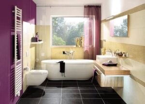 Badezimmer Style: Badezimmer Im Landhausstil Badezimmer Aubergine Akzentwand Beige Fliesen Mosaikfries Freistehende Badewanne Handtuchheizkoerper Badezimmer Im Landhausstil Einrichten Badezimmer Style: Badezimmer Im Landhausstil Badezimmer Aubergine Akzentwand Beige Fliesen Mosaikfries Freistehende Badewanne Handtuchheizkoerper Badezimmer Im Landhausstil Einrichten