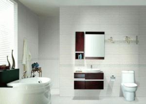 Badezimmer Design : Badezimmer Streichen Kosten Badezimmer Helle Wandfliesen Bordueren Eckbadewanne Dunkler Waschtisch Stand Wc Badezimmer Streichen Kosten