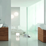 Badezimmer Design : Badezimmer Streichen Kosten Badezimmer Zwei Aufsatzwaschbecken Holzunterschraenke Weisse Wandfarbe Glaswand Badezimmer Streichen Kosten