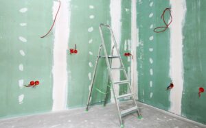 Badezimmer Style: Badsanierung Kosten Und Ideen Rohbau Gruene Gipskartonplatten Spachtelstellen Leiter Elektrokabel Kleines Badezimmer Mit Dusche Modern Gestalten