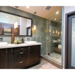 Badezimmer Style : Kleines Gaste Wc Modern Gestalten Badezimmer Mit Doppelwaschtisch Schiefer Fliesen Und Kieseldusche Kleines Gäste-WC Modern Gestalten Badezimmer Style : Kleines Gaste Wc Modern Gestalten Badezimmer Mit Doppelwaschtisch Schiefer Fliesen Und Kieseldusche Kleines Gäste-WC Modern Gestalten