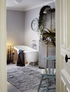 Küchenfronten: Kleines Gaste Wc Modern Gestalten Shabby Chic Badezimmer Mit Freistehender Badewanne Und Kerzen Küchenfronten Folieren Oder Lackieren