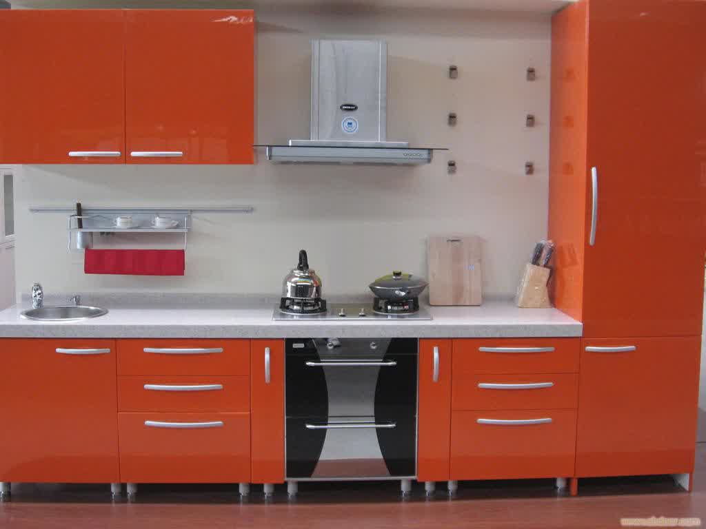 Ratgeber : Kuchenplanung Fehler Ideen Orange Hochglanzkuche Edelstahlhaube Gaskochfeld Einbaubackofen Kuchenplanung Fehler Ideen