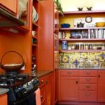 Moderne Küchen : Kuechenfronten Nach Mass Bestellen Orange Kueche Mit Mediterraner Fliesenrueckwand Küche Mit Kochinsel Planen