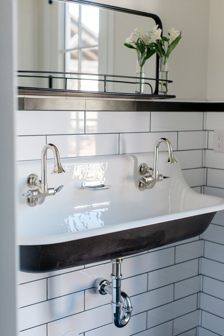 Badezimmer Style : Schwarze Armaturen Im Bad Schmales Badezimmer Gruene Schublade Holzwaschtisch Badewanne Schwarze Armaturen Im Bad